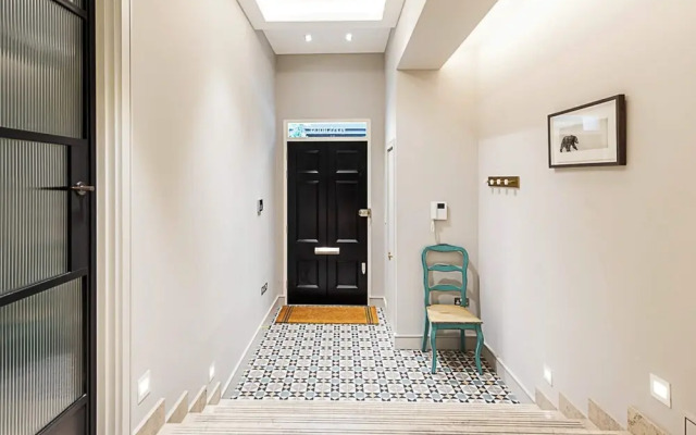 Pepys House: A Modern Touch of History