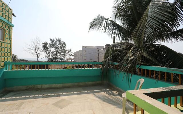 OYO 22892 Hotel Divine