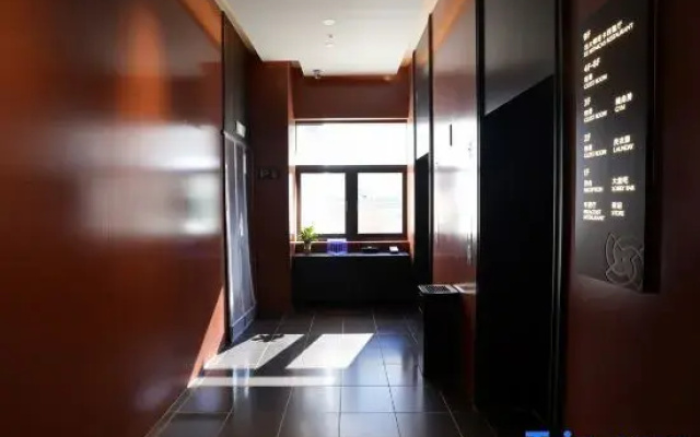 Mehood Lestie Hotel (Nyingchi Municipal Government Gongbu Yinxiang Branch)