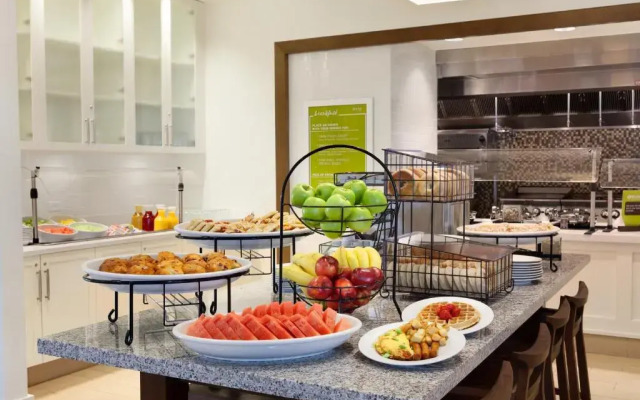Hilton Garden Inn Boston Logan Airport