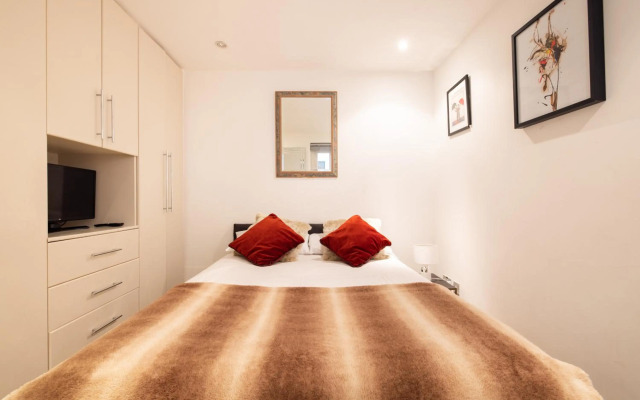 Niru 5-Star Hidden Secret on Earl's Court