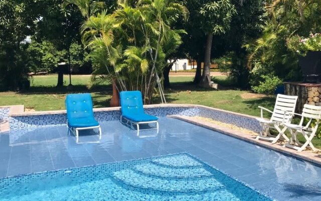 Casa 2 Condominio Campestre El Penon 5 Habitaciones