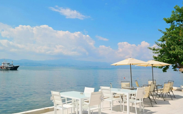Porto Evia Boutique Hotel