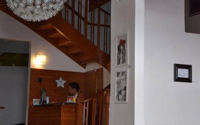 Kariok Hostel