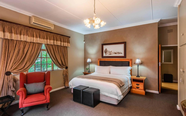 Mooiplaas Guesthouse