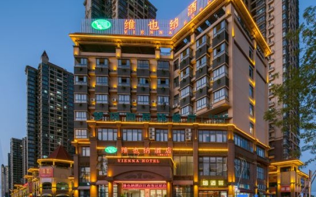 Vienna Hotel – Exterior – Nanning