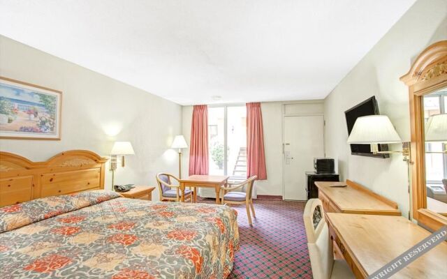 Knights Inn Memphis Airport