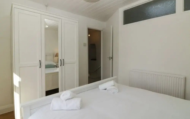 Harbourside Cottage