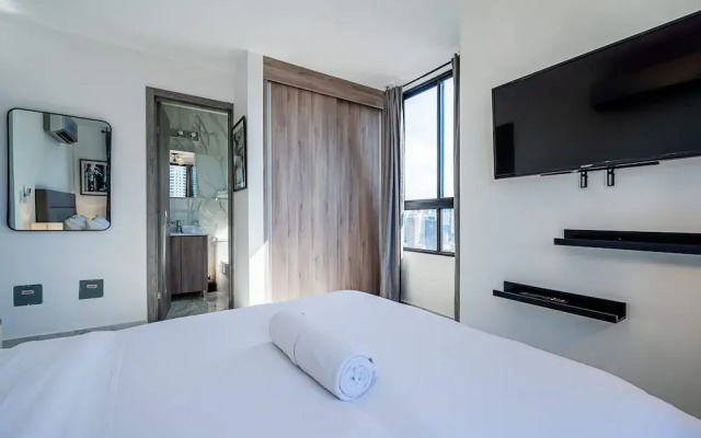 w Brilliant 1BR w Beautiful View in Calle 50