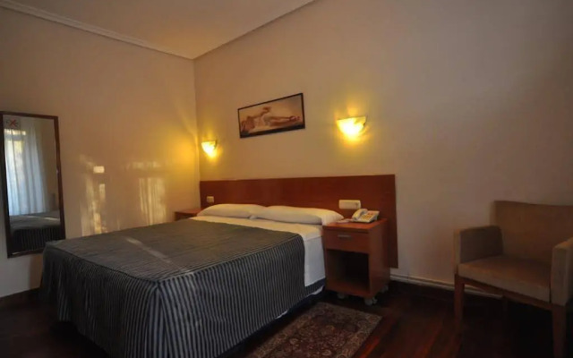 Pension Alameda