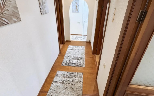 Apartments on 13k2 Chetaeva Street