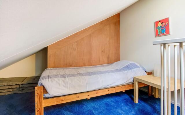 Luxurious Holiday Home in Koudum With Pool