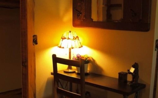 Whispering Pines Inn