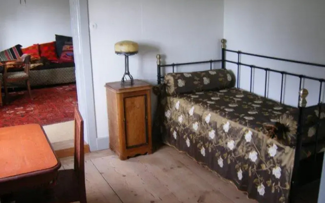 Hacksta Västergård B&B