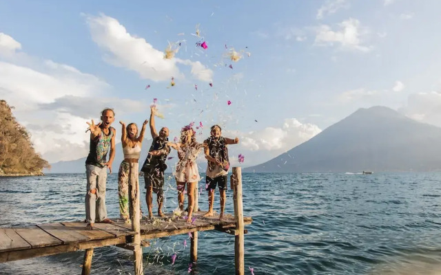 Baraka Atitlan - Lake & Beach