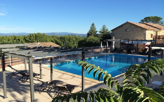 Mont Bouquet Lodge