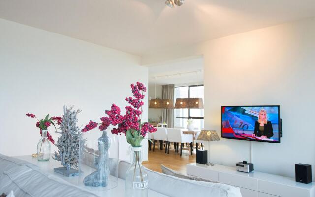 Spacious Modern Apartment in Scheveningen