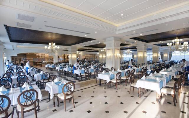 Crystal Palace Luxury Resort & Spa - All Inclusive Resort