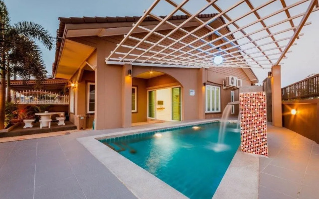 Ban San Sabuay (Townhome)