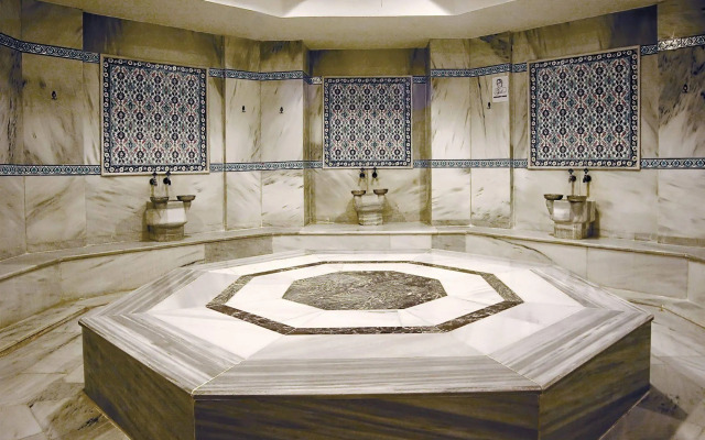 Sural Saray Hotel