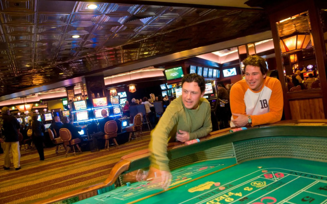 Carson Valley Motor Lodge & Suites