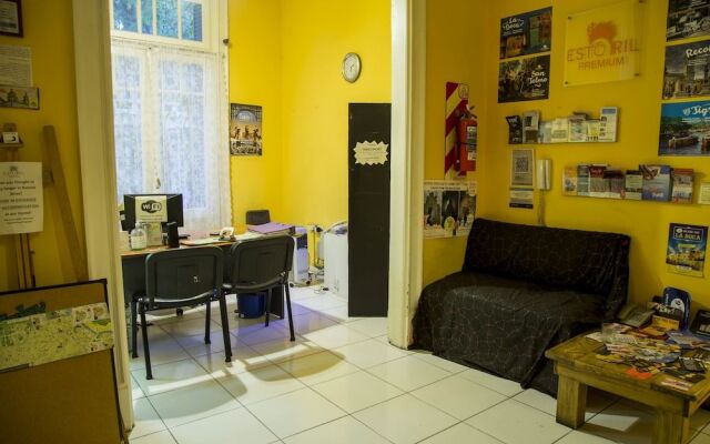 Hostel Estoril 3
