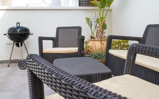 Grand Apartment with terrace & Parking by La Recepcion