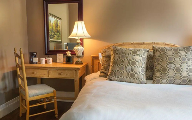 McCully House Inn