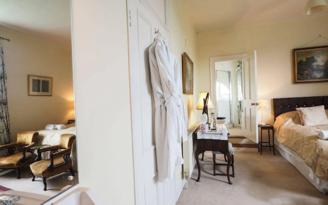 Holbecks House B&B