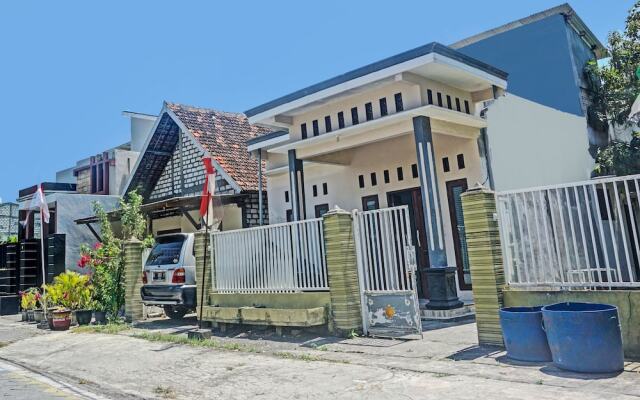 OYO Life 91600 Syariah Army Kost & Homestay