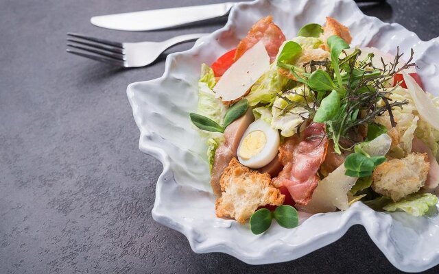 Отель «Лыбидь Плаза»