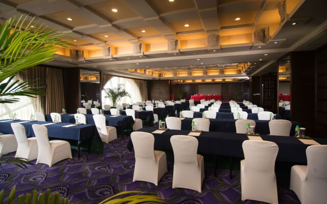 Malachite Hotel