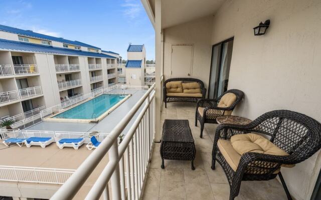 Sugar Beach Condos by ALBVR