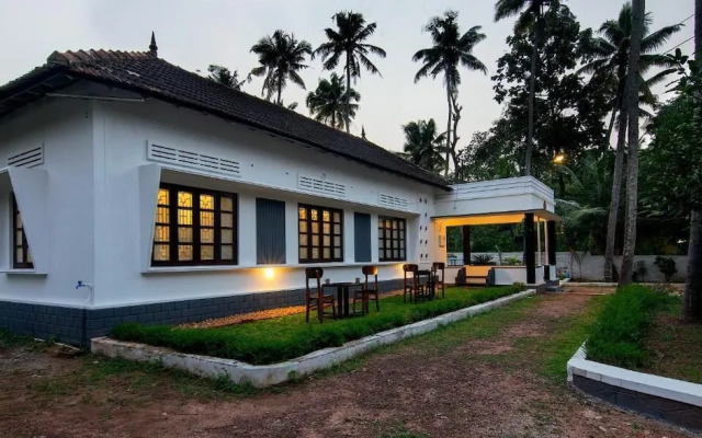 Piggy Hostel Varkala (formerly Short Giraffe)