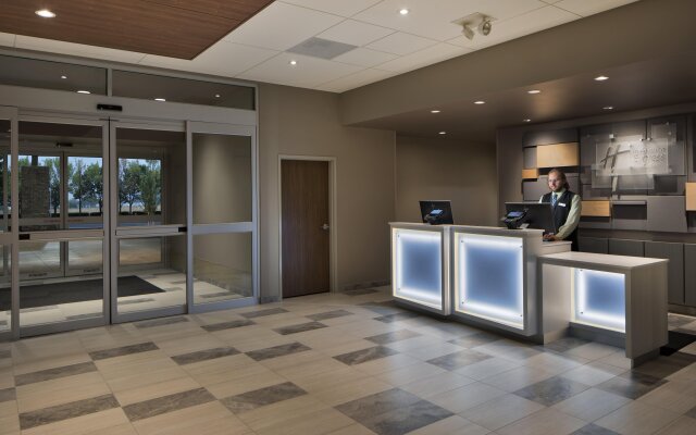 Holiday Inn Express & Suites Portland Airport - Cascade Stn, an IHG Hotel
