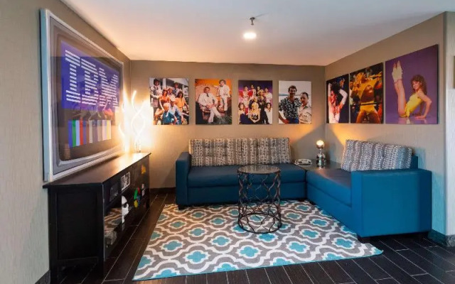 Crowne Plaza Boston Natick