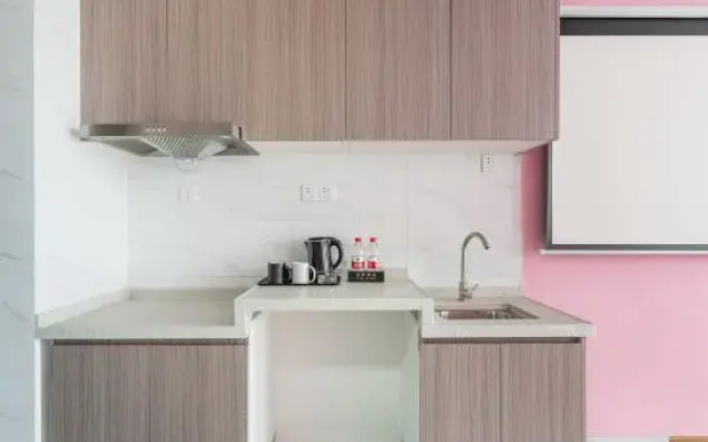 Rabbit City Homestay (Shenzhen Pinghu South China City Branch)