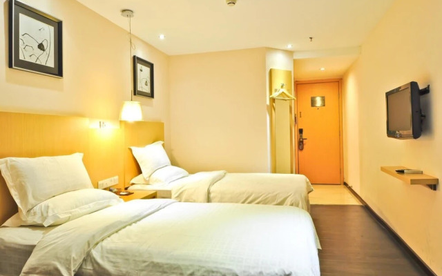 Sealy Hotel
