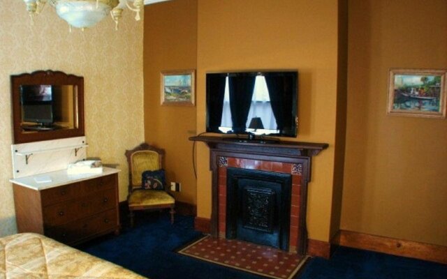 Herrold on Hill Bed and Breakfast