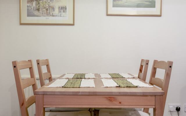 Central 2 Bedroom Pimlico Flat