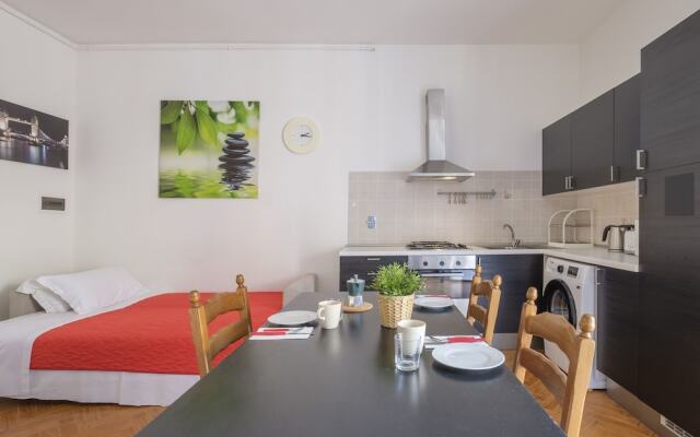 San Pietro House by Studio Vita