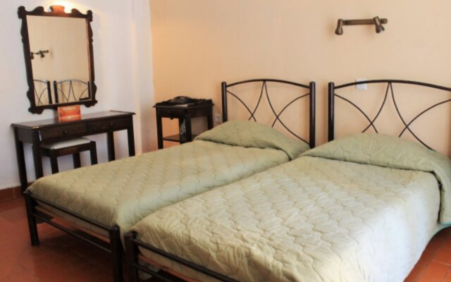 Annaliza Aparthotel