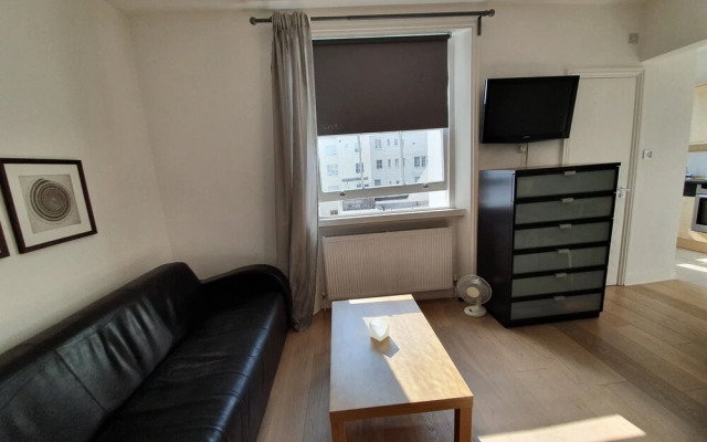 Studio Apartment in South Kensington 8