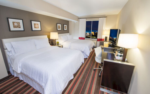 Holiday Inn