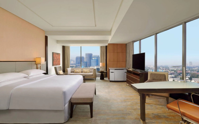 Sheraton Grand Jakarta Gandaria City Hotel