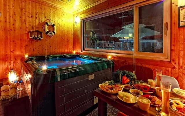 Ganghwado Beach Pension