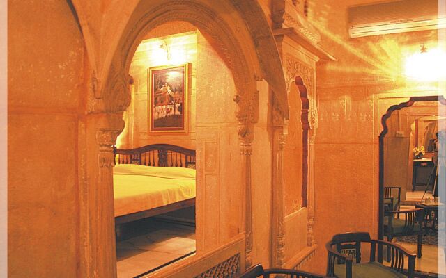 WelcomHeritage Mandir Palace