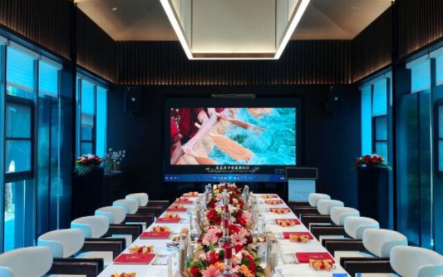12  Orchid  Hotel