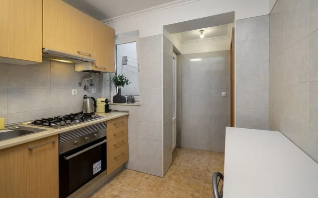 Downtown 1-Br Great For Mid-Term Rentals