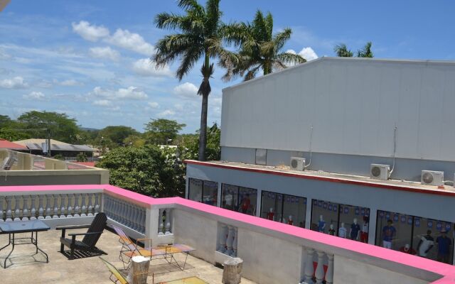 Maya Bella Downtown Hotel